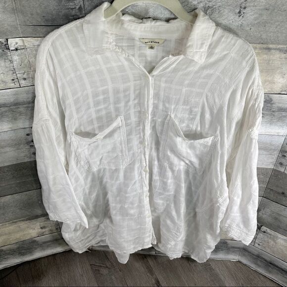 Max Studio Lightweight Short Sleeve Button-Down Shirt - Picture 4 of 11